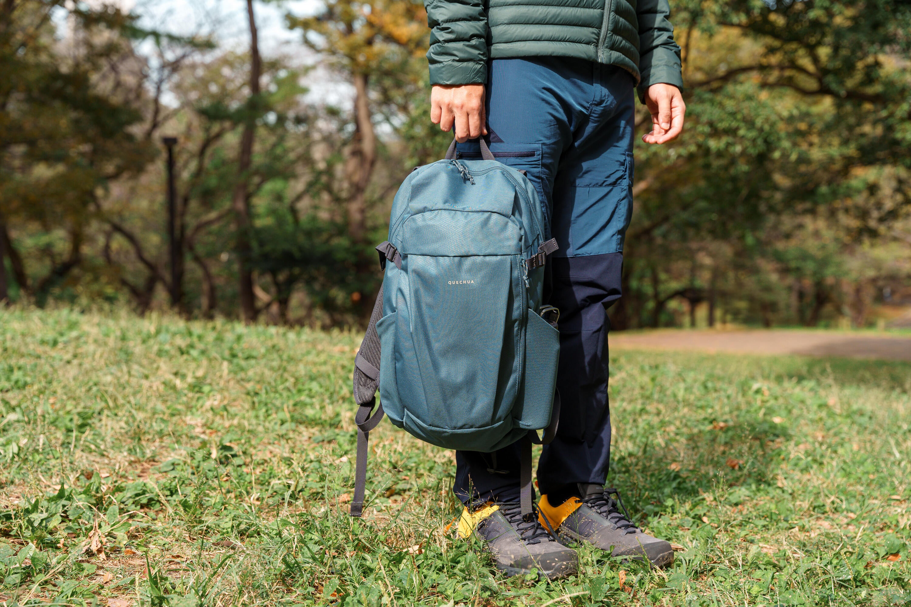 Quechua NH100 Arpenaz 20 L Hiking Backpack - Image 15