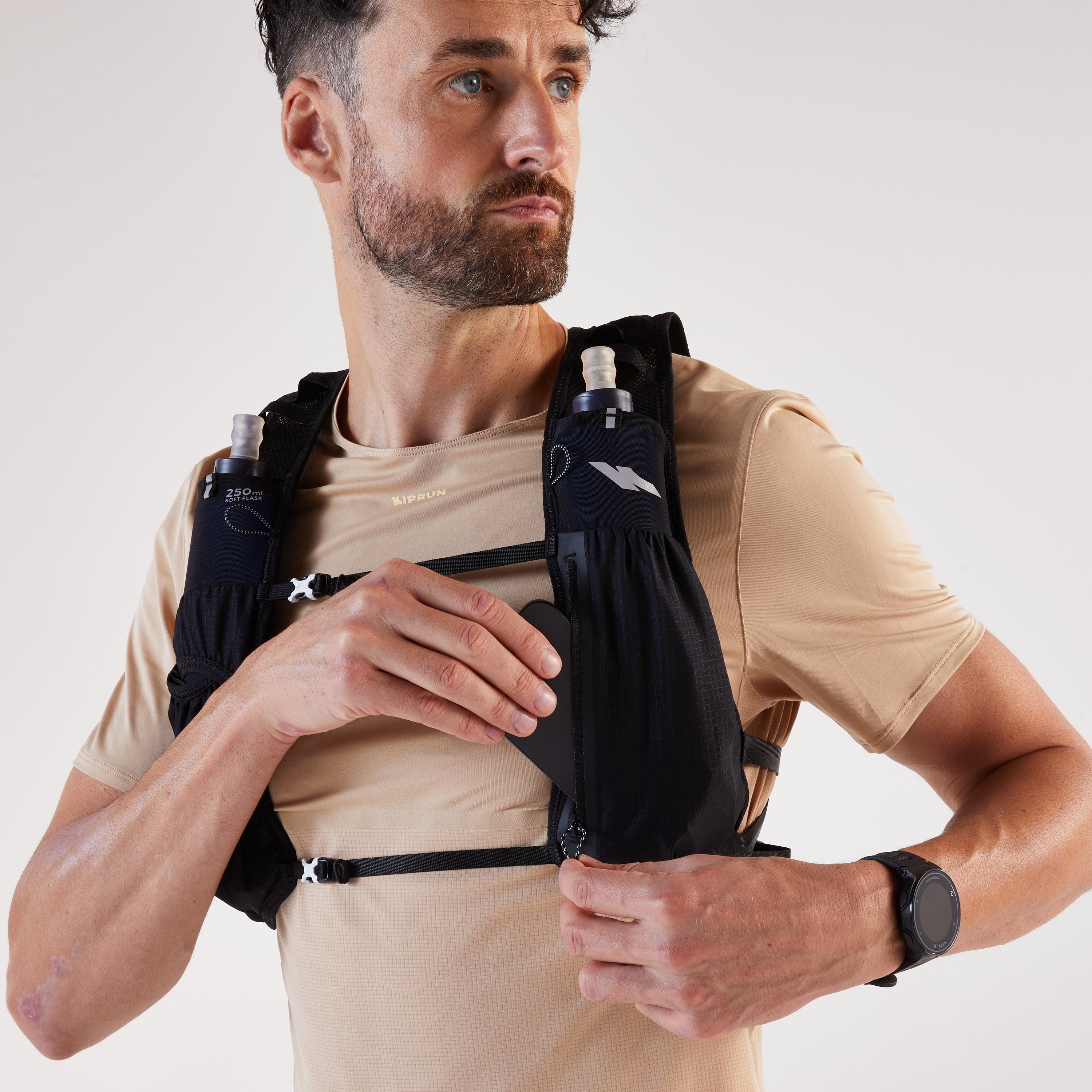 Kiprun 5 L Trail Running Bag   1 L Water Bladder Included - Image 5